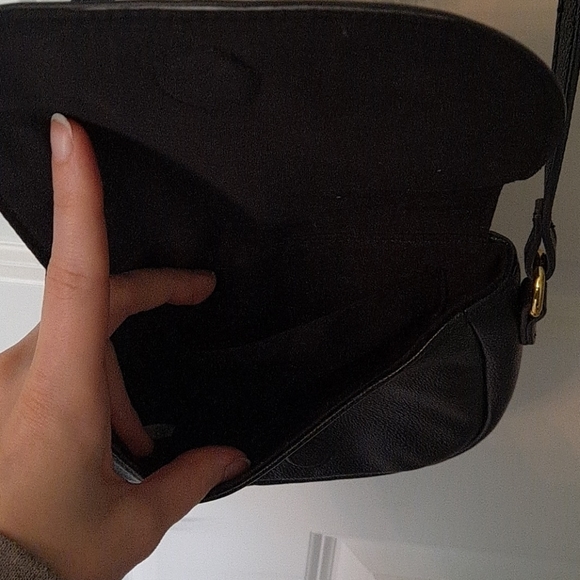 Black shoulder bag - Picture 3 of 5